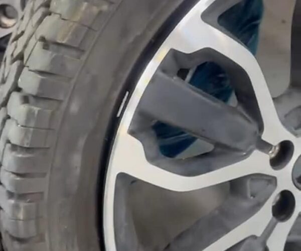 Alloy wheel repairs West Yorkshire Alloy wheel repairs West Yorkshire